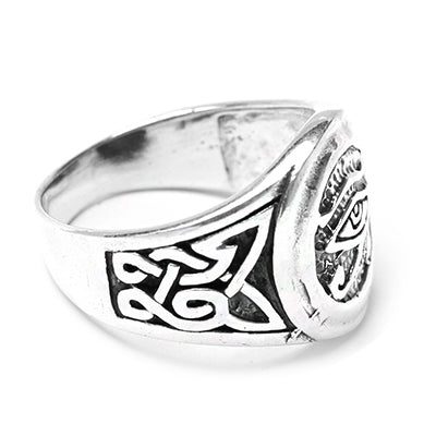 Anel de Prata Olho de Hórus.