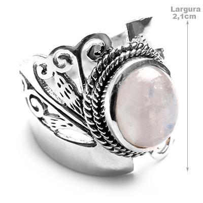 Anel de Prata com Pedra da Lua. 