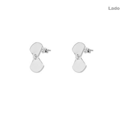 Brinco de Prata Laço com Zircônias. 