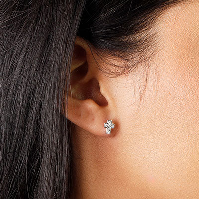 Brinco de Prata Cruz com Zircônia